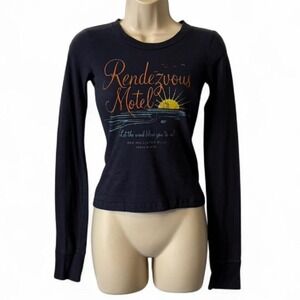 Y2K RARE Hollister "Rendezvous Motel" Graphic Print Long Sleeve Tee